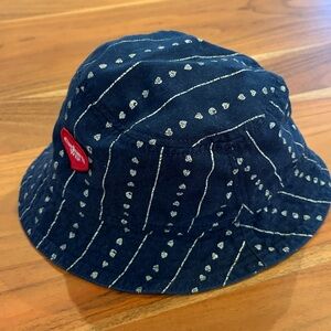 💥 Used men’s bucket hat size M-L